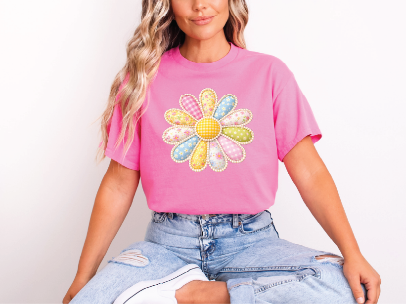 Patch Daisy- Unisex Graphic Tee